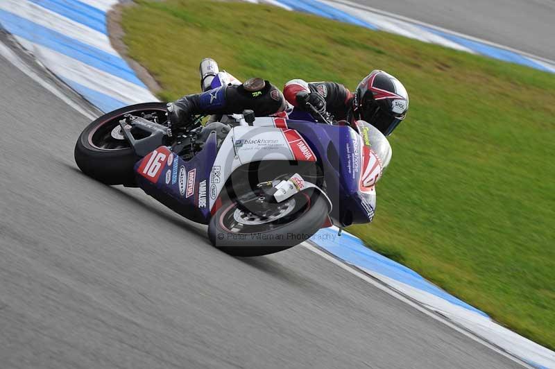 Motorcycle action photographs;donington;donington park leicestershire;donington photographs;event digital images;eventdigitalimages;no limits trackday;peter wileman photography;trackday;trackday digital images;trackday photos