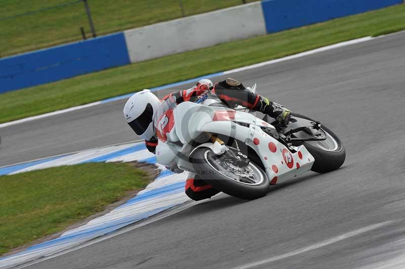 Motorcycle action photographs;donington;donington park leicestershire;donington photographs;event digital images;eventdigitalimages;no limits trackday;peter wileman photography;trackday;trackday digital images;trackday photos