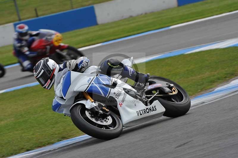 Motorcycle action photographs;donington;donington park leicestershire;donington photographs;event digital images;eventdigitalimages;no limits trackday;peter wileman photography;trackday;trackday digital images;trackday photos