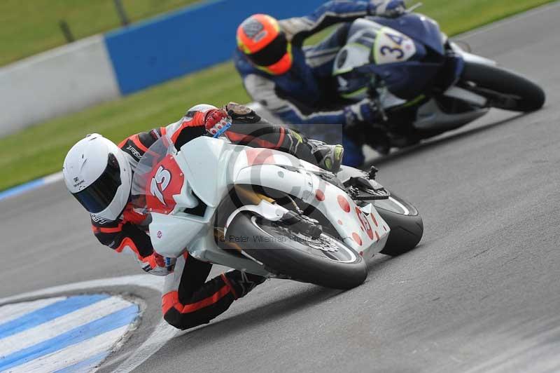 Motorcycle action photographs;donington;donington park leicestershire;donington photographs;event digital images;eventdigitalimages;no limits trackday;peter wileman photography;trackday;trackday digital images;trackday photos