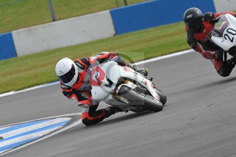 Motorcycle action photographs;donington;donington park leicestershire;donington photographs;event digital images;eventdigitalimages;no limits trackday;peter wileman photography;trackday;trackday digital images;trackday photos