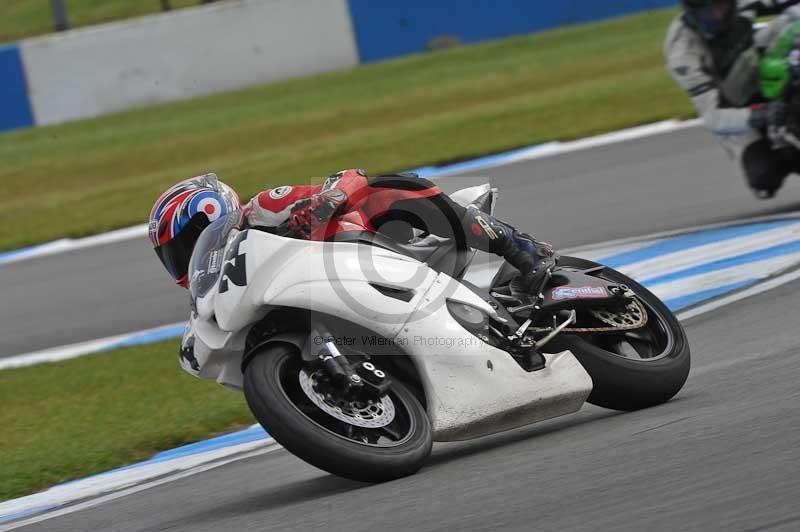 Motorcycle action photographs;donington;donington park leicestershire;donington photographs;event digital images;eventdigitalimages;no limits trackday;peter wileman photography;trackday;trackday digital images;trackday photos