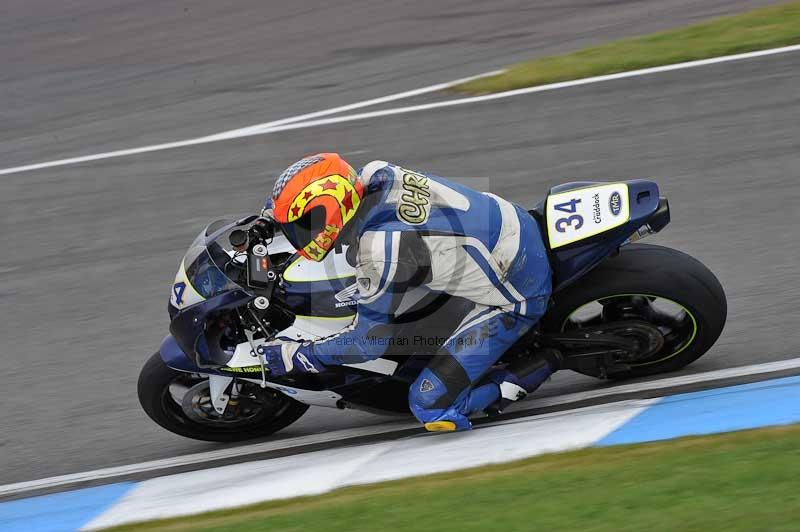 Motorcycle action photographs;donington;donington park leicestershire;donington photographs;event digital images;eventdigitalimages;no limits trackday;peter wileman photography;trackday;trackday digital images;trackday photos