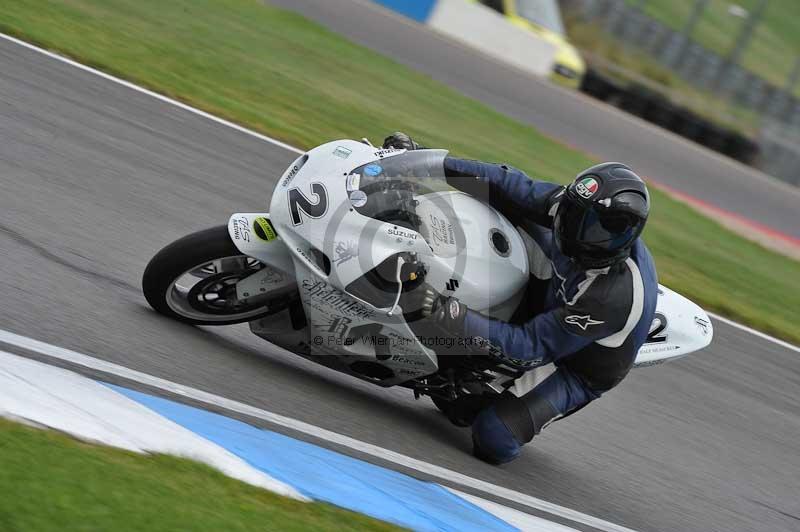 Motorcycle action photographs;donington;donington park leicestershire;donington photographs;event digital images;eventdigitalimages;no limits trackday;peter wileman photography;trackday;trackday digital images;trackday photos