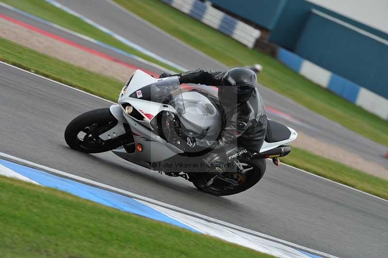 Motorcycle action photographs;donington;donington park leicestershire;donington photographs;event digital images;eventdigitalimages;no limits trackday;peter wileman photography;trackday;trackday digital images;trackday photos