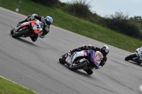 Motorcycle-action-photographs;donington;donington-park-leicestershire;donington-photographs;event-digital-images;eventdigitalimages;no-limits-trackday;peter-wileman-photography;trackday;trackday-digital-images;trackday-photos