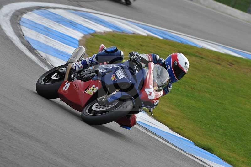 Motorcycle action photographs;donington;donington park leicestershire;donington photographs;event digital images;eventdigitalimages;no limits trackday;peter wileman photography;trackday;trackday digital images;trackday photos