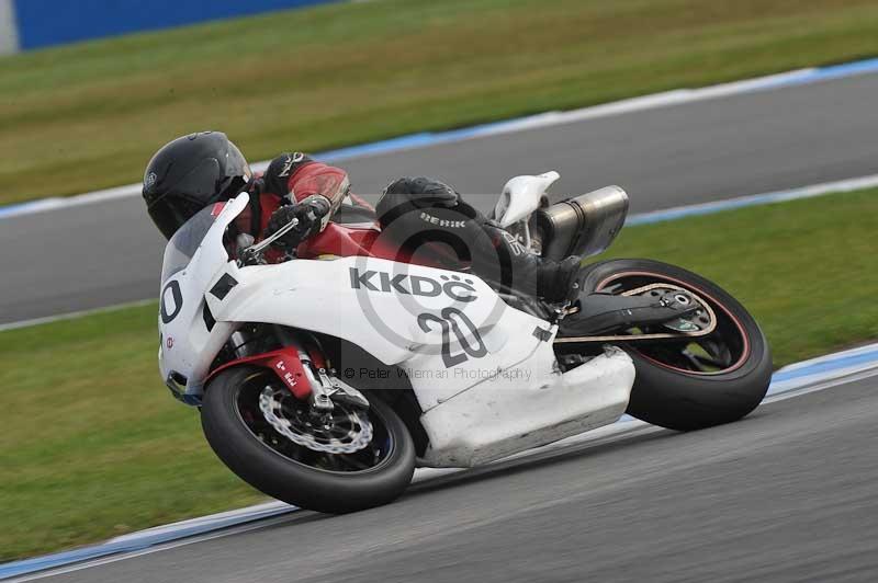 Motorcycle action photographs;donington;donington park leicestershire;donington photographs;event digital images;eventdigitalimages;no limits trackday;peter wileman photography;trackday;trackday digital images;trackday photos