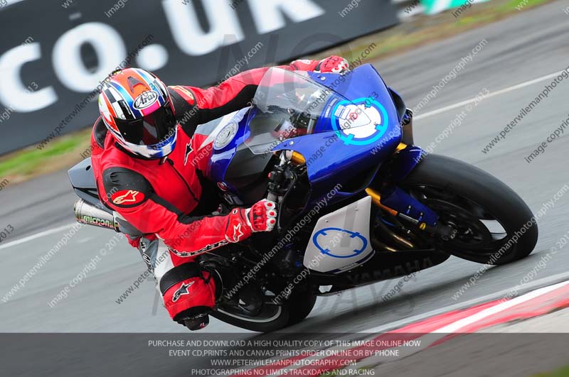 enduro digital images;event digital images;eventdigitalimages;no limits trackdays;oulton no limits trackday;oulton park cheshire;oulton trackday photographs;peter wileman photography;racing digital images;trackday digital images;trackday photos