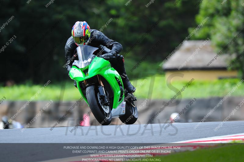 enduro digital images;event digital images;eventdigitalimages;no limits trackdays;oulton no limits trackday;oulton park cheshire;oulton trackday photographs;peter wileman photography;racing digital images;trackday digital images;trackday photos