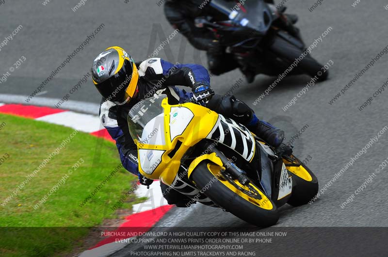 enduro digital images;event digital images;eventdigitalimages;no limits trackdays;oulton no limits trackday;oulton park cheshire;oulton trackday photographs;peter wileman photography;racing digital images;trackday digital images;trackday photos