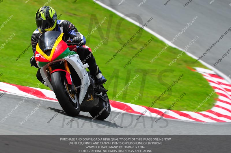 enduro digital images;event digital images;eventdigitalimages;no limits trackdays;oulton no limits trackday;oulton park cheshire;oulton trackday photographs;peter wileman photography;racing digital images;trackday digital images;trackday photos