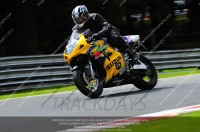 enduro-digital-images;event-digital-images;eventdigitalimages;no-limits-trackdays;oulton-no-limits-trackday;oulton-park-cheshire;oulton-trackday-photographs;peter-wileman-photography;racing-digital-images;trackday-digital-images;trackday-photos