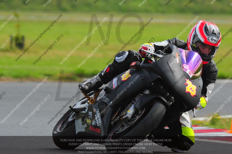 anglesey photographs;bedford no limits trackday;bedford trackday photographs;enduro digital images;event digital images;eventdigitalimages;no limits trackdays;peter wileman photography;racing digital images;trac mon;trackday digital images;trackday photos;ty croes