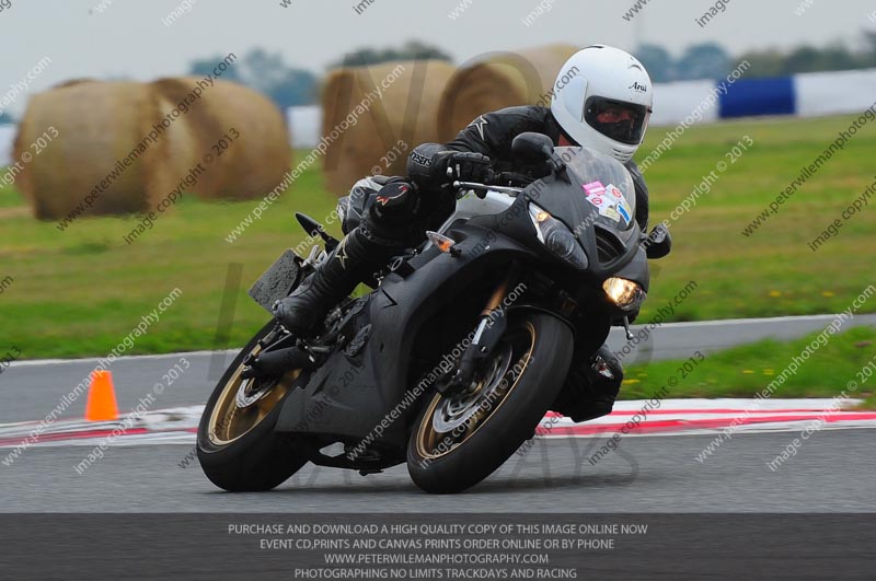 anglesey photographs;bedford no limits trackday;bedford trackday photographs;enduro digital images;event digital images;eventdigitalimages;no limits trackdays;peter wileman photography;racing digital images;trac mon;trackday digital images;trackday photos;ty croes