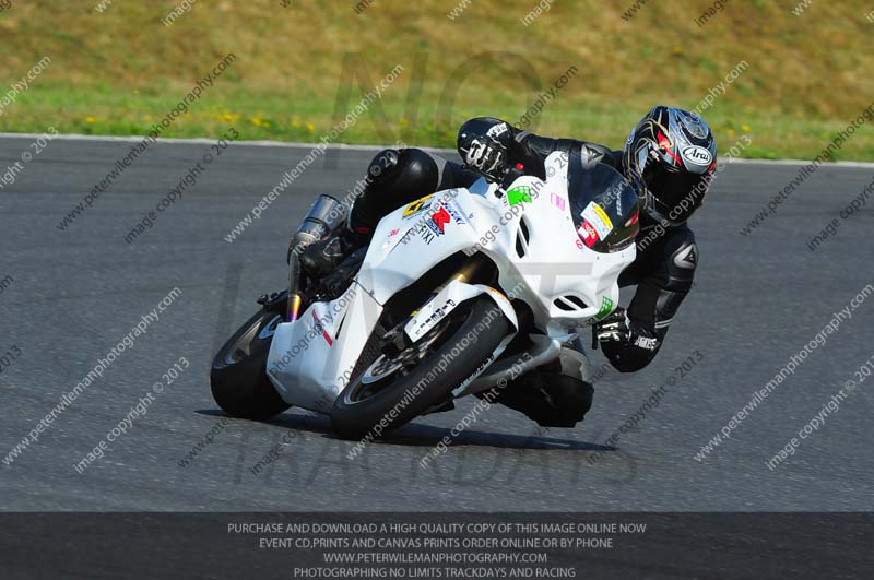 anglesey photographs;bedford no limits trackday;bedford trackday photographs;enduro digital images;event digital images;eventdigitalimages;no limits trackdays;peter wileman photography;racing digital images;trac mon;trackday digital images;trackday photos;ty croes