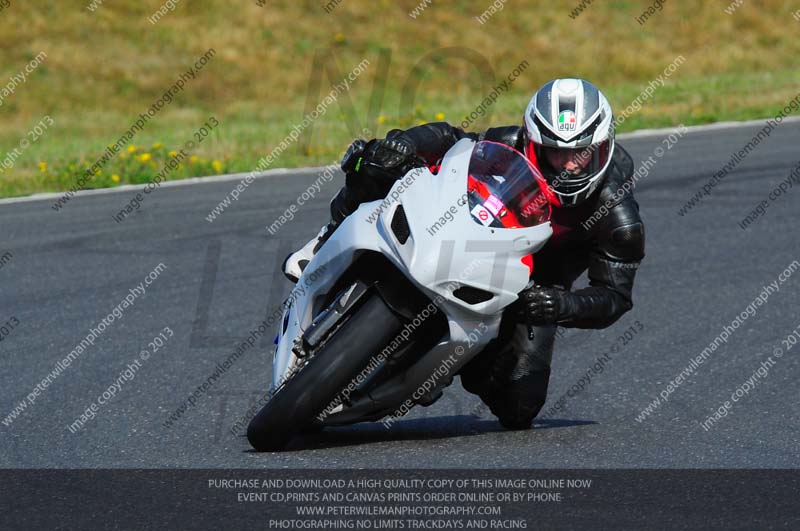 anglesey photographs;bedford no limits trackday;bedford trackday photographs;enduro digital images;event digital images;eventdigitalimages;no limits trackdays;peter wileman photography;racing digital images;trac mon;trackday digital images;trackday photos;ty croes