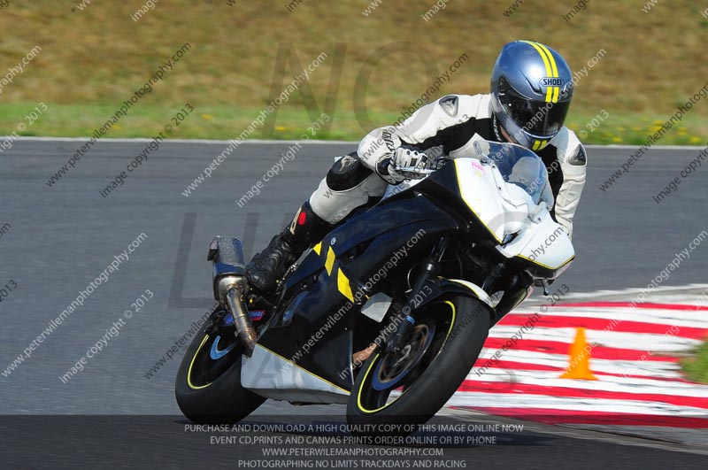 anglesey photographs;bedford no limits trackday;bedford trackday photographs;enduro digital images;event digital images;eventdigitalimages;no limits trackdays;peter wileman photography;racing digital images;trac mon;trackday digital images;trackday photos;ty croes