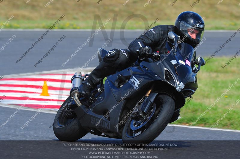 anglesey photographs;bedford no limits trackday;bedford trackday photographs;enduro digital images;event digital images;eventdigitalimages;no limits trackdays;peter wileman photography;racing digital images;trac mon;trackday digital images;trackday photos;ty croes