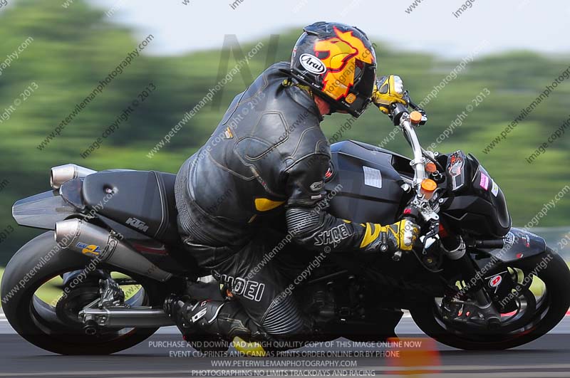 anglesey photographs;bedford no limits trackday;bedford trackday photographs;enduro digital images;event digital images;eventdigitalimages;no limits trackdays;peter wileman photography;racing digital images;trac mon;trackday digital images;trackday photos;ty croes