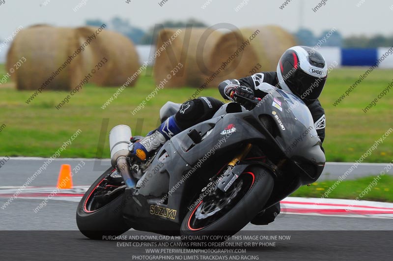 anglesey photographs;bedford no limits trackday;bedford trackday photographs;enduro digital images;event digital images;eventdigitalimages;no limits trackdays;peter wileman photography;racing digital images;trac mon;trackday digital images;trackday photos;ty croes