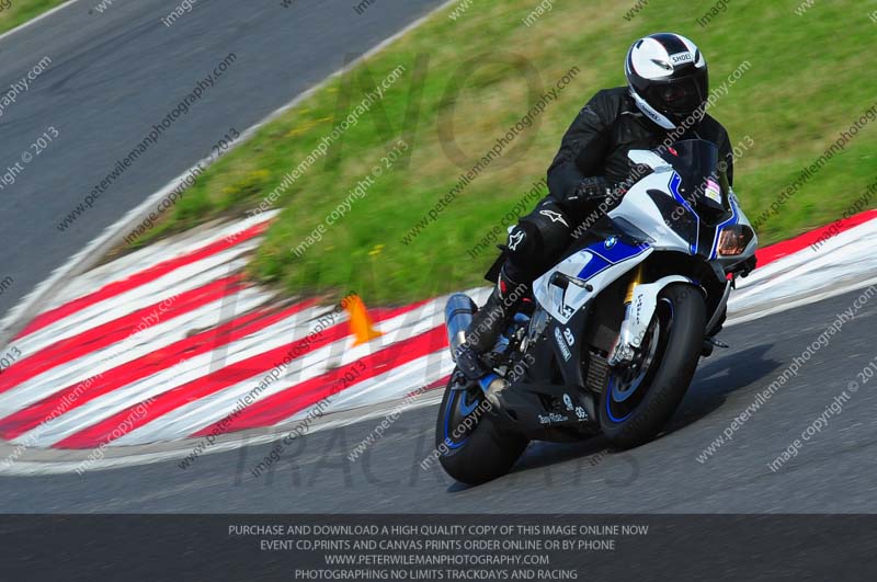 anglesey photographs;bedford no limits trackday;bedford trackday photographs;enduro digital images;event digital images;eventdigitalimages;no limits trackdays;peter wileman photography;racing digital images;trac mon;trackday digital images;trackday photos;ty croes