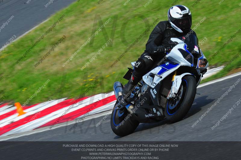 anglesey photographs;bedford no limits trackday;bedford trackday photographs;enduro digital images;event digital images;eventdigitalimages;no limits trackdays;peter wileman photography;racing digital images;trac mon;trackday digital images;trackday photos;ty croes