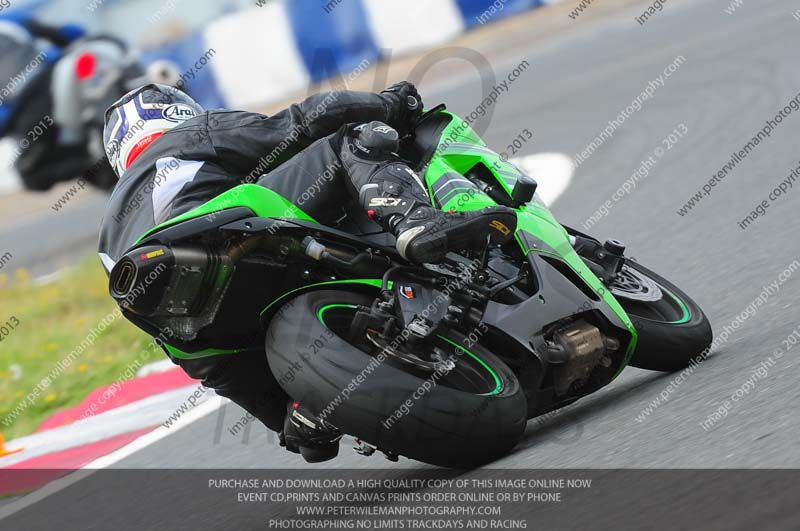 anglesey photographs;bedford no limits trackday;bedford trackday photographs;enduro digital images;event digital images;eventdigitalimages;no limits trackdays;peter wileman photography;racing digital images;trac mon;trackday digital images;trackday photos;ty croes