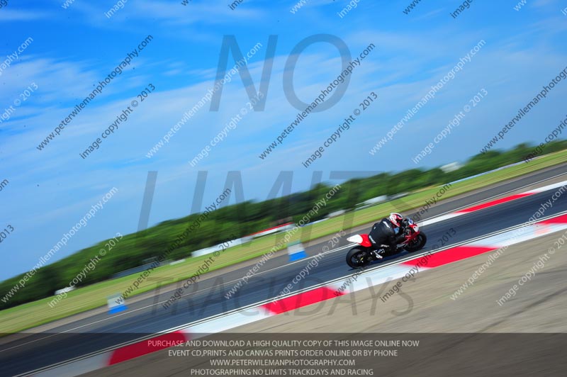 anglesey photographs;bedford no limits trackday;bedford trackday photographs;enduro digital images;event digital images;eventdigitalimages;no limits trackdays;peter wileman photography;racing digital images;trac mon;trackday digital images;trackday photos;ty croes