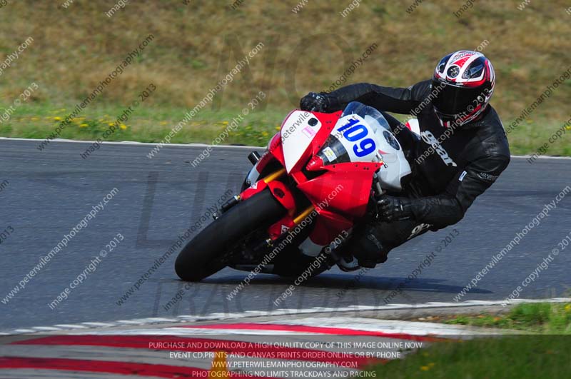 anglesey photographs;bedford no limits trackday;bedford trackday photographs;enduro digital images;event digital images;eventdigitalimages;no limits trackdays;peter wileman photography;racing digital images;trac mon;trackday digital images;trackday photos;ty croes