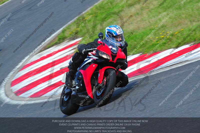 anglesey photographs;bedford no limits trackday;bedford trackday photographs;enduro digital images;event digital images;eventdigitalimages;no limits trackdays;peter wileman photography;racing digital images;trac mon;trackday digital images;trackday photos;ty croes