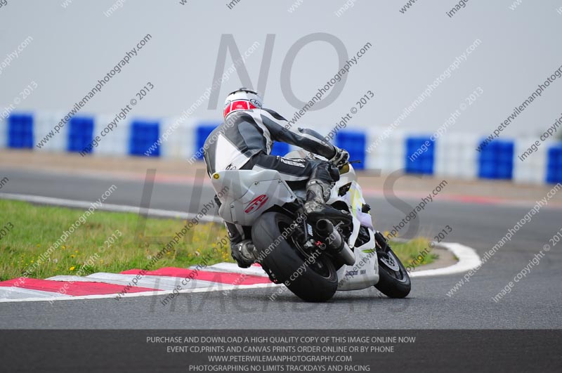 anglesey photographs;bedford no limits trackday;bedford trackday photographs;enduro digital images;event digital images;eventdigitalimages;no limits trackdays;peter wileman photography;racing digital images;trac mon;trackday digital images;trackday photos;ty croes