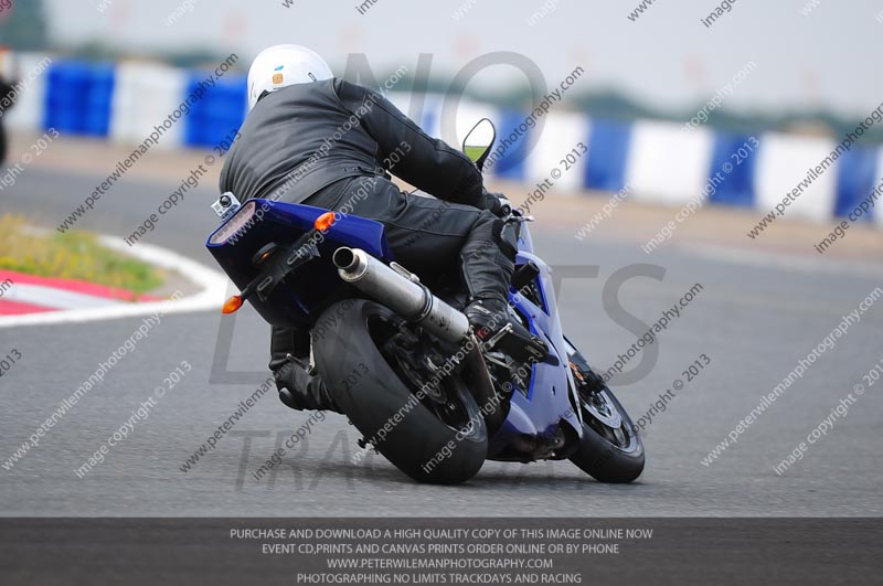 anglesey photographs;bedford no limits trackday;bedford trackday photographs;enduro digital images;event digital images;eventdigitalimages;no limits trackdays;peter wileman photography;racing digital images;trac mon;trackday digital images;trackday photos;ty croes