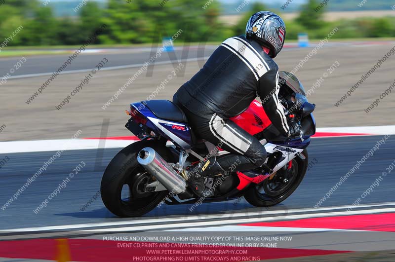 anglesey photographs;bedford no limits trackday;bedford trackday photographs;enduro digital images;event digital images;eventdigitalimages;no limits trackdays;peter wileman photography;racing digital images;trac mon;trackday digital images;trackday photos;ty croes