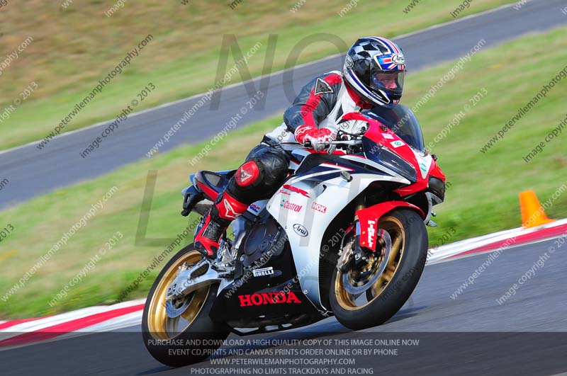 anglesey photographs;bedford no limits trackday;bedford trackday photographs;enduro digital images;event digital images;eventdigitalimages;no limits trackdays;peter wileman photography;racing digital images;trac mon;trackday digital images;trackday photos;ty croes