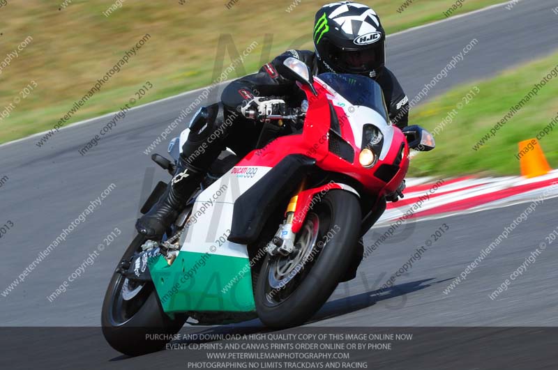 anglesey photographs;bedford no limits trackday;bedford trackday photographs;enduro digital images;event digital images;eventdigitalimages;no limits trackdays;peter wileman photography;racing digital images;trac mon;trackday digital images;trackday photos;ty croes