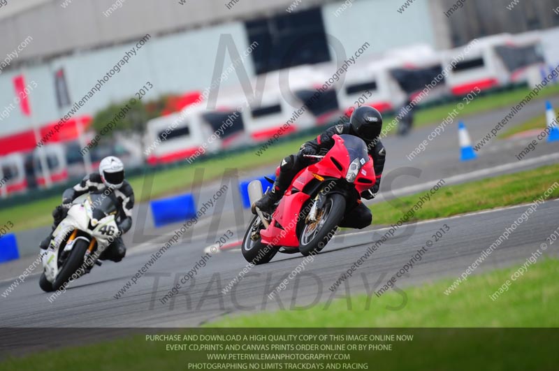 anglesey photographs;bedford no limits trackday;bedford trackday photographs;enduro digital images;event digital images;eventdigitalimages;no limits trackdays;peter wileman photography;racing digital images;trac mon;trackday digital images;trackday photos;ty croes