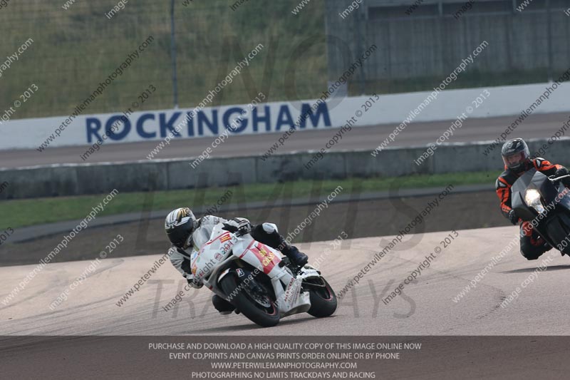 Rockingham no limits trackday;enduro digital images;event digital images;eventdigitalimages;no limits trackdays;peter wileman photography;racing digital images;rockingham raceway northamptonshire;rockingham trackday photographs;trackday digital images;trackday photos