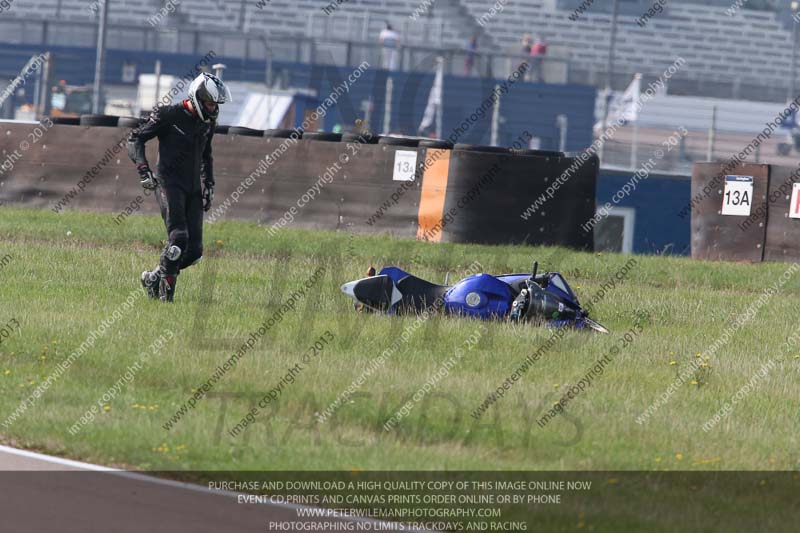 Rockingham no limits trackday;enduro digital images;event digital images;eventdigitalimages;no limits trackdays;peter wileman photography;racing digital images;rockingham raceway northamptonshire;rockingham trackday photographs;trackday digital images;trackday photos