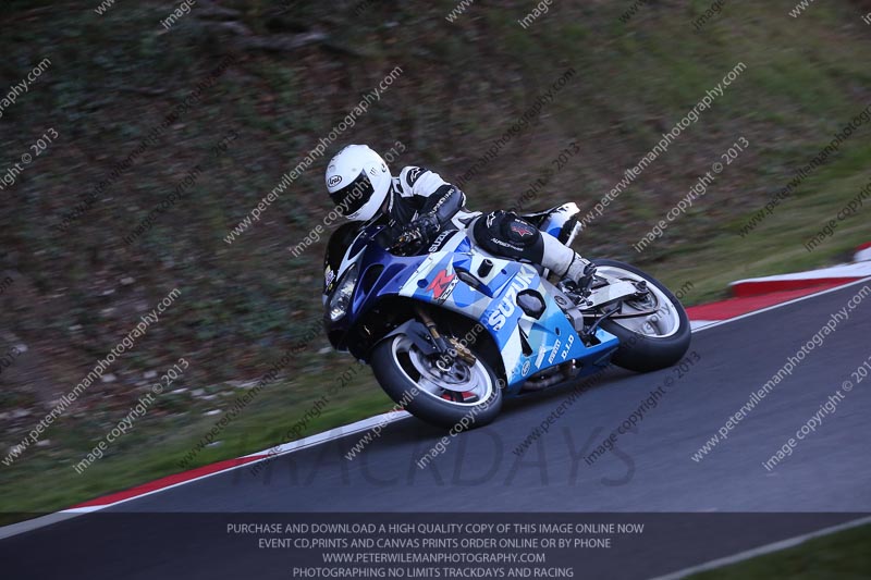 cadwell no limits trackday;cadwell park;cadwell park photographs;cadwell trackday photographs;enduro digital images;event digital images;eventdigitalimages;no limits trackdays;peter wileman photography;racing digital images;trackday digital images;trackday photos