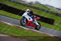 enduro-digital-images;event-digital-images;eventdigitalimages;no-limits-trackdays;oulton-no-limits-trackday;oulton-park-cheshire;oulton-trackday-photographs;peter-wileman-photography;racing-digital-images;trackday-digital-images;trackday-photos