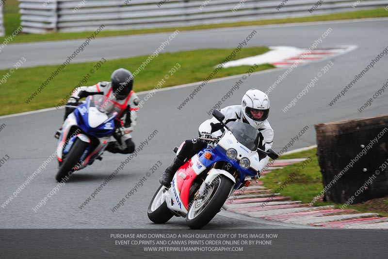 enduro digital images;event digital images;eventdigitalimages;no limits trackdays;oulton no limits trackday;oulton park cheshire;oulton trackday photographs;peter wileman photography;racing digital images;trackday digital images;trackday photos