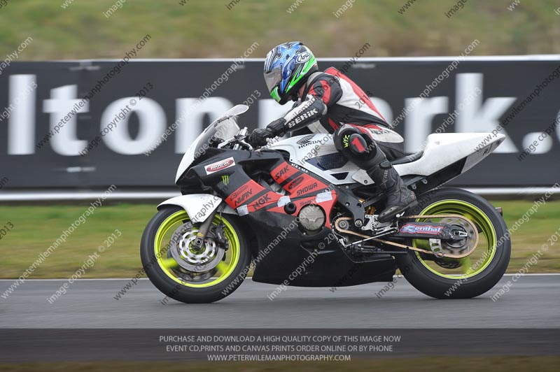 enduro digital images;event digital images;eventdigitalimages;no limits trackdays;oulton no limits trackday;oulton park cheshire;oulton trackday photographs;peter wileman photography;racing digital images;trackday digital images;trackday photos