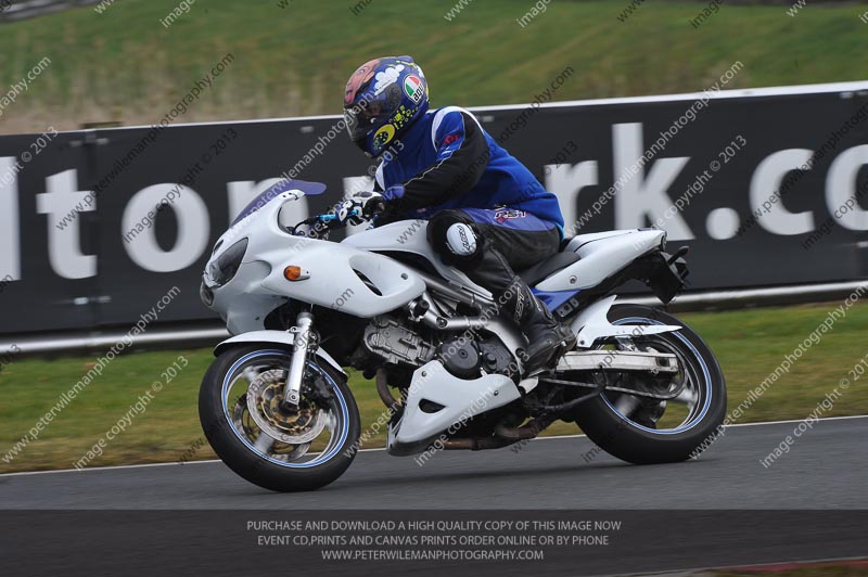 enduro digital images;event digital images;eventdigitalimages;no limits trackdays;oulton no limits trackday;oulton park cheshire;oulton trackday photographs;peter wileman photography;racing digital images;trackday digital images;trackday photos