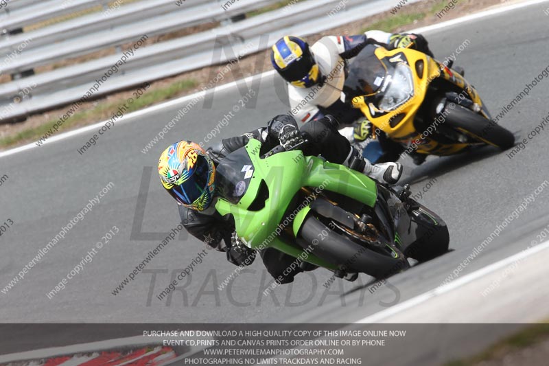 enduro digital images;event digital images;eventdigitalimages;no limits trackdays;oulton no limits trackday;oulton park cheshire;oulton trackday photographs;peter wileman photography;racing digital images;trackday digital images;trackday photos