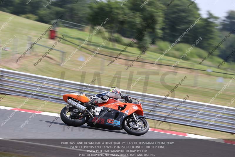 enduro digital images;event digital images;eventdigitalimages;no limits trackdays;oulton no limits trackday;oulton park cheshire;oulton trackday photographs;peter wileman photography;racing digital images;trackday digital images;trackday photos