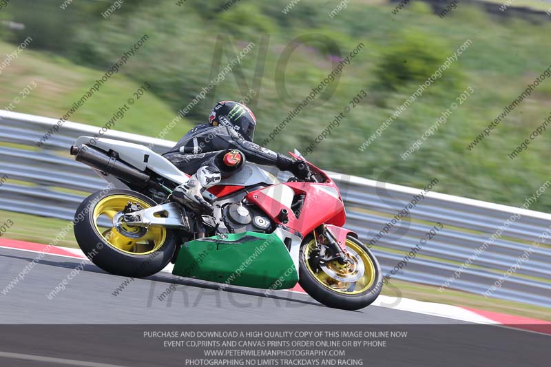 enduro digital images;event digital images;eventdigitalimages;no limits trackdays;oulton no limits trackday;oulton park cheshire;oulton trackday photographs;peter wileman photography;racing digital images;trackday digital images;trackday photos