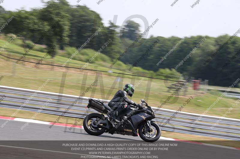 enduro digital images;event digital images;eventdigitalimages;no limits trackdays;oulton no limits trackday;oulton park cheshire;oulton trackday photographs;peter wileman photography;racing digital images;trackday digital images;trackday photos