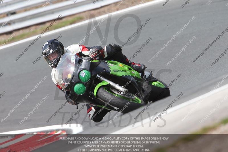 enduro digital images;event digital images;eventdigitalimages;no limits trackdays;oulton no limits trackday;oulton park cheshire;oulton trackday photographs;peter wileman photography;racing digital images;trackday digital images;trackday photos