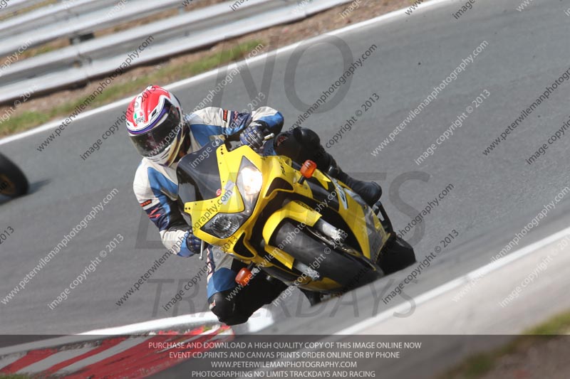 enduro digital images;event digital images;eventdigitalimages;no limits trackdays;oulton no limits trackday;oulton park cheshire;oulton trackday photographs;peter wileman photography;racing digital images;trackday digital images;trackday photos